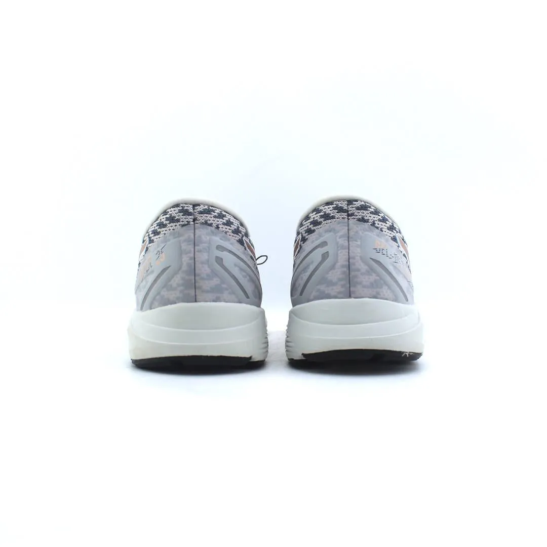 ASICS GEL-DS TRAINER 25