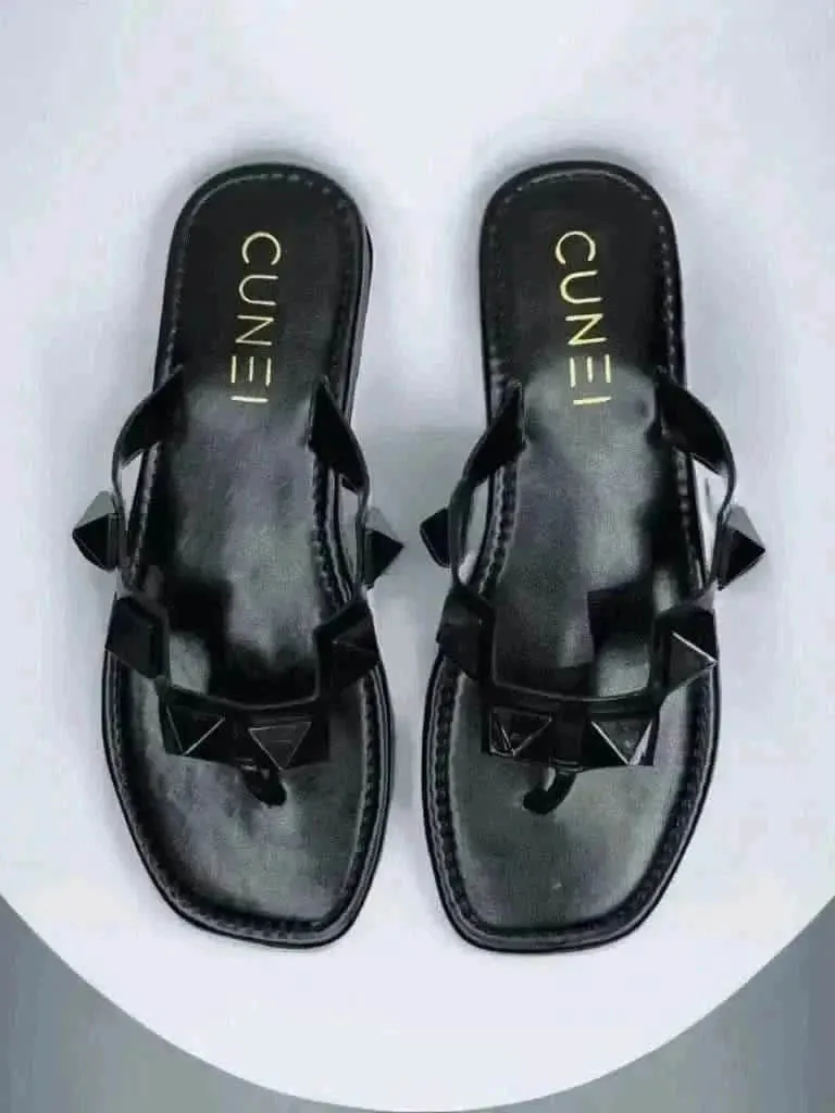 Black Stud Flats