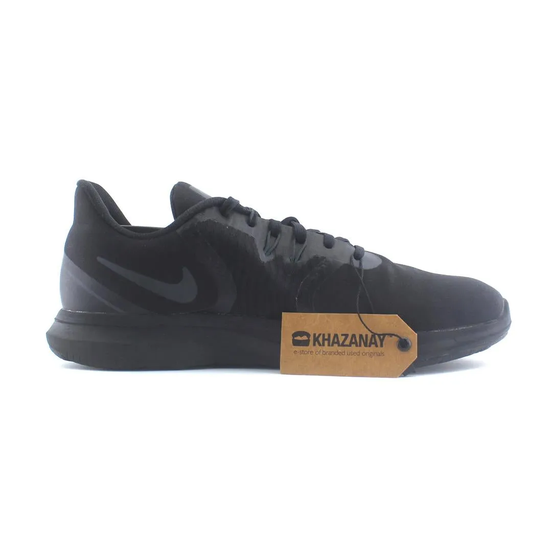 NIKE  SEASON TR 8