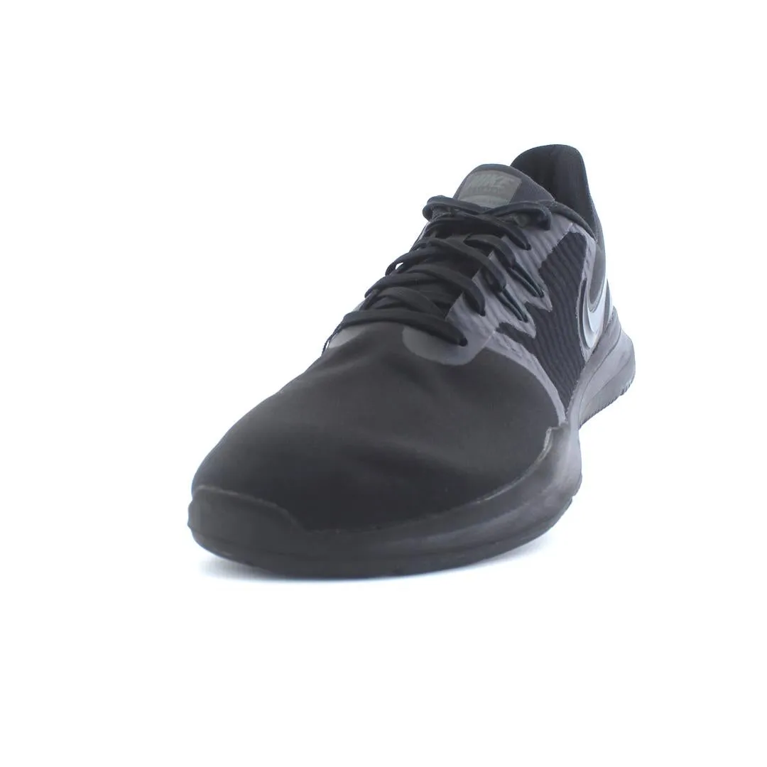 NIKE  SEASON TR 8
