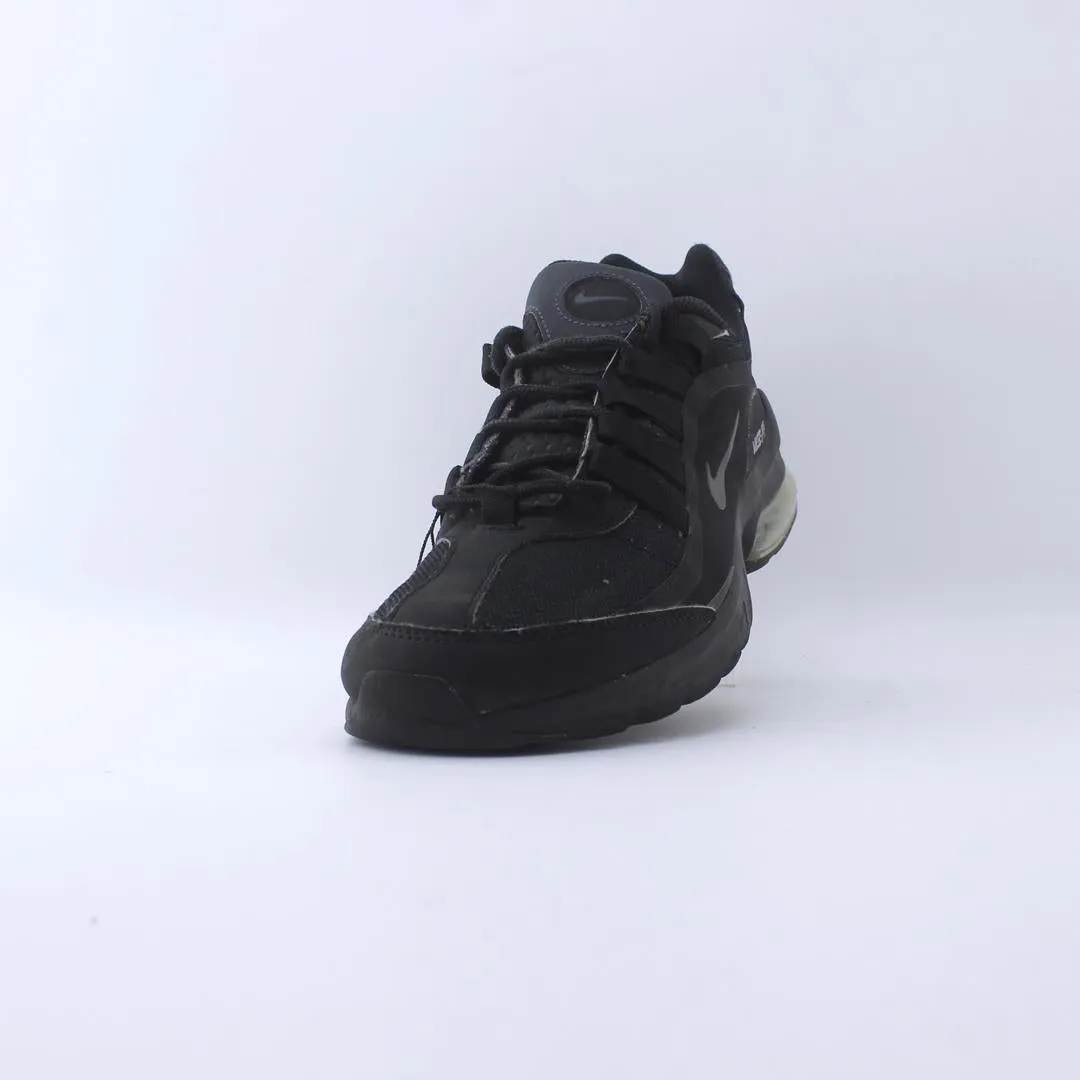 NIKE VCR