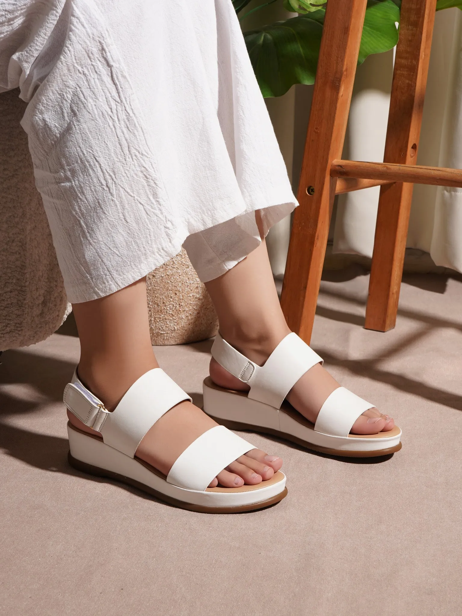 Quince Flat Sandals