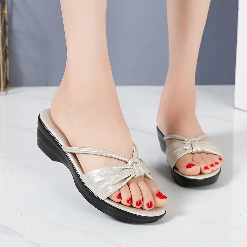 USS Shoes Gabina Women's Anti-Slip Sandals